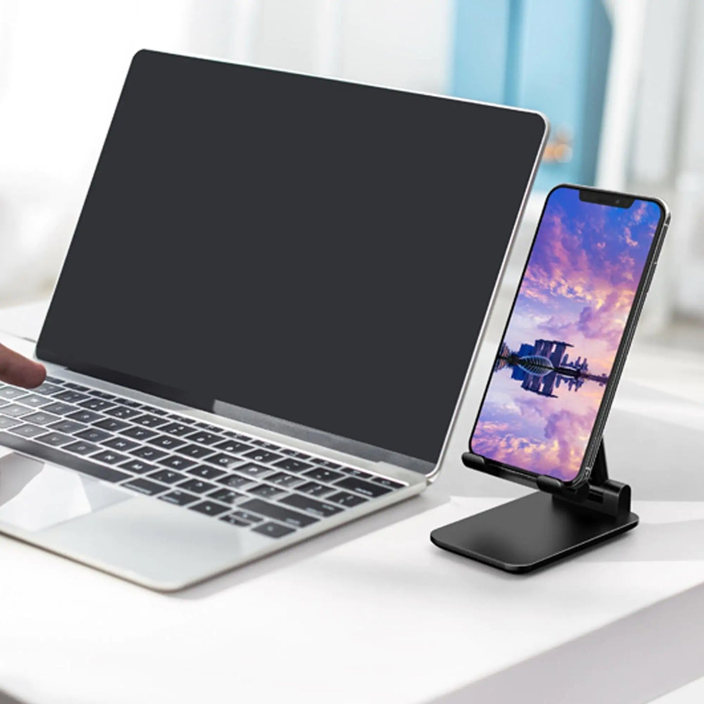 Adjustable Universal Phone/tablet Stand
